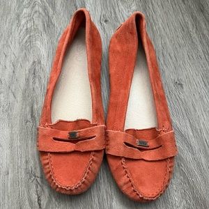 Emu Australia Size 9 Flat - color Tomato